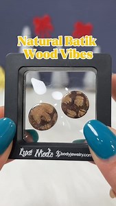 🌿 Batik Wood Double Flare Tunnels / Ear Gauges ✨ Bring a natural, earthy touch to your stretch with these batik wood double flare tunnels. The unique wood grain and handcrafted vibe give your ears an organic look that pairs beautifully with everyday and alternative styles. Lightweight and comfortable for all-day wear, these are perfect for anyone who loves natural materials with character. Tap to find your size and elevate your stretch! 🌱 #EarGauges #WoodPlugs #BatikWood #DoubleFlare #fyp | Bo