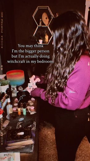 FACTS. If someone is bothering you and you want a simple ritual to make them slow down or stop, comment FREEZE and I’ll send you my favorite witchy trick! #witchywoman #altar #rituals #crystals #metaphysical #dontmesswithme #blessed #witchythings #gotyou | Citrine and Sage