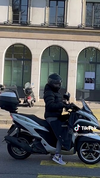 😫😩 AGAIN ! ❌🤣@Hononpaslui #freshwalk #pranks #prank #viral #fyp #lol #geneva #badboys4 #wildlife #goodvibes