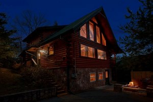 April's Diamond Cabin Rental