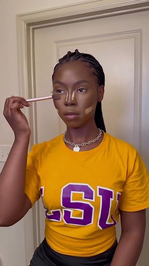 🎥 @brimarvalous Mini Makeup Tutorial 💕 TIP 1: The key to a good face is GOOD SKIN PREP, take care of yourself skin first always🫶🏾 TIP 2: Spray a hydrating mist or setting spray before blending your concealer🫶🏾 @mariobadescu TIP 3: Use a setting powder then a pressed power to set your concealer 🫶🏾 @lauramercier @sachacosmeticsofficial TIP 4: If using a beauty blender, make sure it’s DAMP🫶🏾 MOST IMPORTANT: BLENDING IS KEY🫶🏾 @realtechniques Concealer @toofaced (toffe) Foundation @morphe