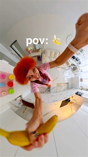 WHO ALSO LOVES BANANAS? 🍌💛☀️😳 #polynayush #funny #humor