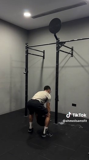 Mastering the Wall Ball Exercise for HYROX: Tips & Techniques