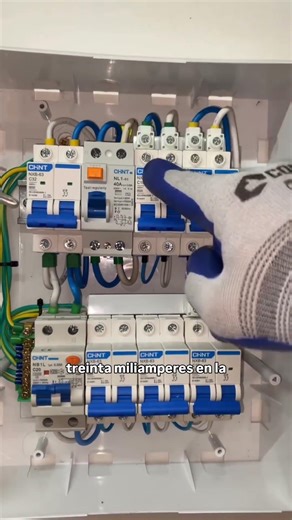 BE CAREFUL WITH THE GARAGE 🚗