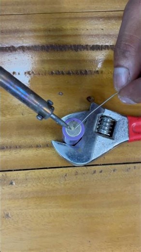 3.7 v lithium battery soldering in proper way #batterysoldering