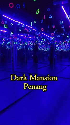 Located in Penang, The Dark Mansion is a pioneering museum that proudly calls itself the country's first Glow-In-The-Dark Museum. And in here, one can go beyond and explore new dimension of 3D art that goes beyond traditional painting techniques by incorporating the fascinating glow-in-the-dark effect into its artworks, creating a truly unique and immersive experience. There is 5 zones which is ❤️Tropical Pandora: The Forbidden Land ❤️The Fire & Water ❤️Fairy Tale Land ❤️Infinity Room ❤️New Atla