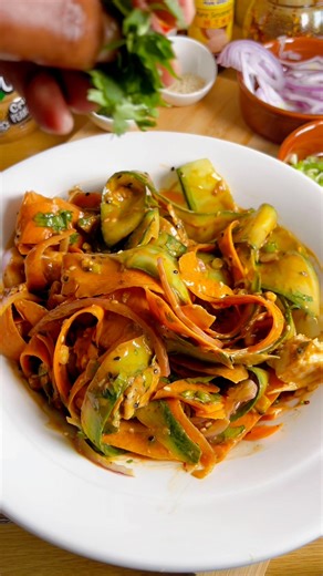 This carrot, cucumber ribbon & chicken salad paired with a homemade peanut dressing is outstanding. Chef Sipho Gourmet Meals Pick n Pay. | Siphokazi Mdlankomo