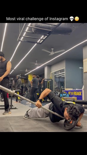 Most viral challenge of Insta | #calisthenics #motivation #fitnesstrainer