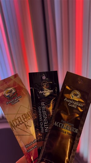 Using an accelerator during your sunbed session makes a BIG difference and here's why: • Well-nourished skin responds better to UV. When skin is dry, it can reflect UV — meaning it may not react as effectively at the start of your session. • Accelerators moisturise the skin, helping you achieve a deeper, more even tan. • Many tanning lotions contain Tyrosine, which supports your skin’s natural melanin production. And don’t forget — accelerators don’t contain SPF, so please use them responsibly. 