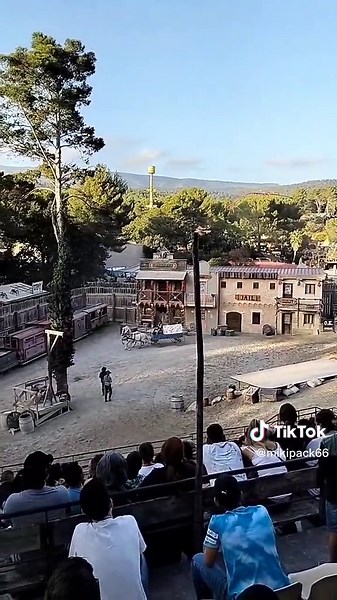 ils sont trop chaud 😳😳😳@mikipack66 #course #western #westernfashion #chevaux #cheval #animals #animaux #ouf #accident #accidents #pourtoi #fyp #choc #lmao #spectacle