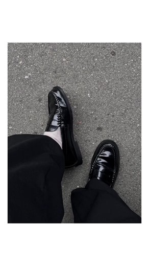 I need to get THESE PENNY LOAFERS CAUSE WHY THEY SO CUTEE?!! #pennyloafers #loafers #michaeljackson #shoes #mj
