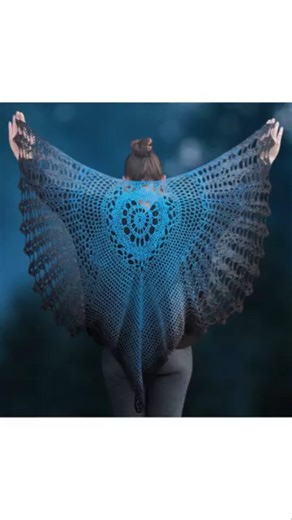Raven shawl written pattern available www eclecticbykatieshop.etsy.com #crochet #raven #crocheting
