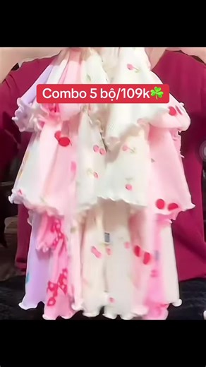 Nhanh tay đang sale rẻ ạ #xuhuong2025 #xuhuongtiktok #hottrend #thoitrangtreem #setxinh #beyeu