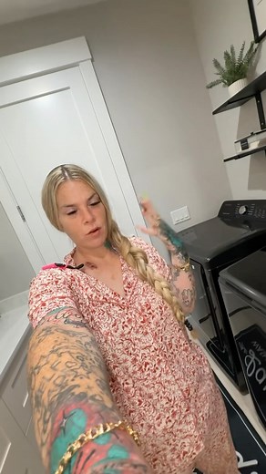 1.2K views · 10K reactions | Let’s FaceTime and catch up on the laundry room爛 I’ll post the Vlog later tonight or tomorrow凉￼ #cleaning #organize #laundry #laundryroom #fyp #nunezfamilyof4 #nunezfamilyrealitytv #mamacookie #spotlight | Christine Thornton | Facebook