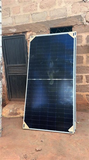 5KW Lithium Battery and 4KVA Inverter with Solar Panels