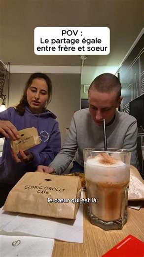 En vrai, ceux qui des frères et sœurs on se comprend 😂#lafamillenue #familly #cedricgrolet #food