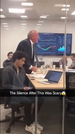 This GenZ coder vs the office boss😱#trending #viral #shorts #yt #tricks #cs #genz #ai #office #web