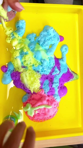 Sensory Tray Writing! ❤️ItsTotallyTherapy.com #sensoryplay #asd #writing #writingtips #ot #sensory #sensoryprocessingdisorder #schoolbasedot #pediatricot #activitiesforkids #foam #colors #itstotallytherapy
