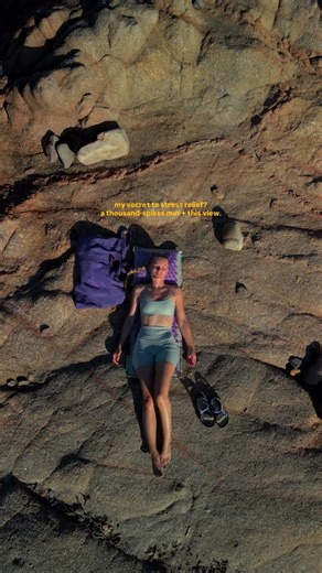 i lay on a thousand spikes every day. 🦔 yes, i really do! it sounds weird, i know — and yes, it hurts a little for the first few seconds. 🤭 but then it shifts… the discomfort fades, tension melts, warmth spreads through your body, and suddenly you feel calm, grounded, and as light as air. @pranamat has quietly become my non-negotiable wind-down ritual. on the beach, in the car, on my desk chair, or while watching a movie on the couch — 20 minutes is all it takes to reset everything. i’m all fo