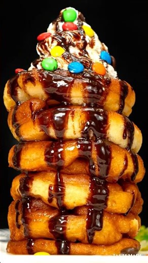 [Cheat Day] Spiral fried pancakes 😵‍💫 #shorts #pancakes #friedfood #cheatday #indulgentfood #home...