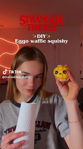 Stranger Things DIY: Create Your Own Eggo Waffle Squishy
