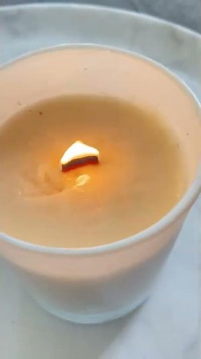How to light a wooden wick candle