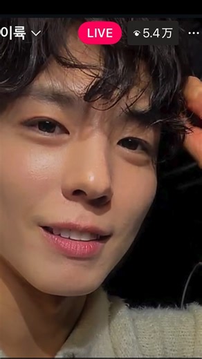 Hana on Instagram: "2026.1.11💕 ボゴミInstagram Liveより💕 【보검이륙】 @bogummy 久しぶりで嬉しかった〜✨✨✨ #parkbogum #bogummy #bogum #パクボゴム #박보검"