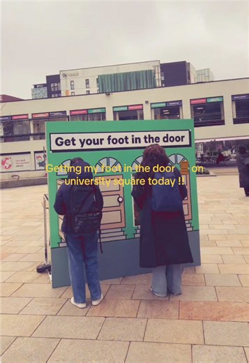 Student officer nominations are OPEN!!💚 Foot in the door and freebies secured at University Square🚪⭐️#uol #liverpoolstudents #studentofficerelections #getyourfootinthedoor #liverpool