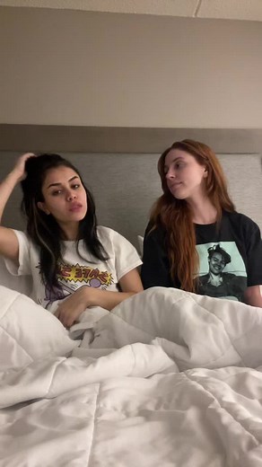 Sleepover Vibes with Jackie and Donna