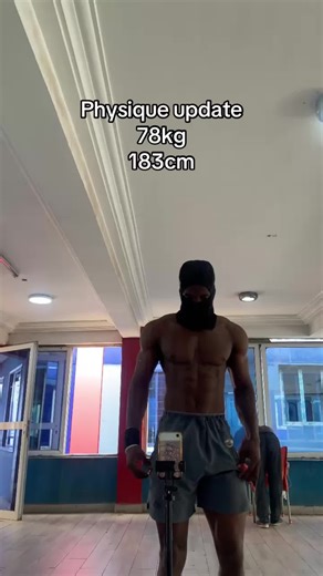 Don’t forget to flex them muscles when you see a mirror 😮‍💨 #creatorsearchinsights #flexmuscle #gymtok #menphysique #bodybuilding #gymbro #gymmotivation #gymrat #gym #fyp #foryoupagе