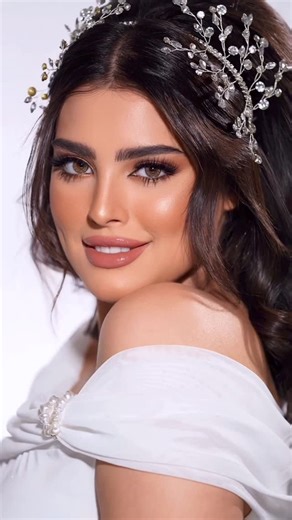 Laila Akram Abu Saleh | “A flawless soft glam that enhances your natural beauty—save this look and wear it for your special occasion! @masa_younes07 Book Now 😊... | Instagram