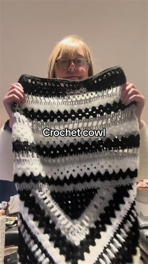 Creative Crochet Cowl Tutorial