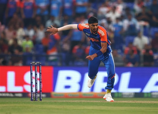Is Arshdeep Singh playing today's IND vs PAK Asia Cup 2025 Super 4 match?