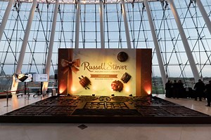 The World's Largest Box of Chocolates Contains Over 5,000 Pounds of Candy