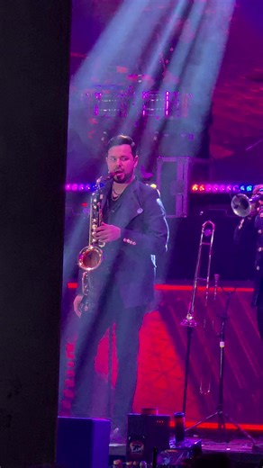 Berenice's Amazing Voice in Veracruz Dance Performance