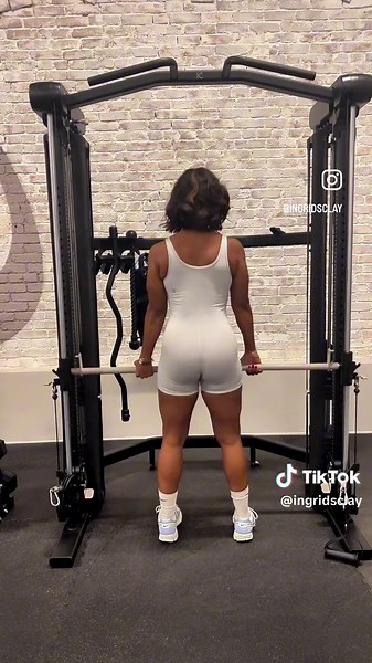 🍑 Elevate your at-home workout with Centr! I used the Centr 3 machine!!! 💪 Try these killer circuits for a peachy burn: Set 1: Cable kickbacks, 4x20 reps each leg Set 2: Cable step Out wide squats, 3x20 reps Chair to wide squat, 3x20 reps Side raise, 3x20 reps each leg Alt lunges jumps, 30 sec Set 3: Squats, 20 reps Deadlifts, 20 reps In/Out jumps, 30 sec Are you up for the challenge? Let me know how it goes! #CentrFitness #homeworkout