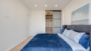 How to paint a bedroom