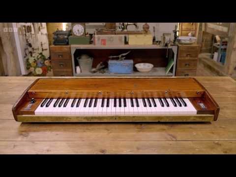 Stranglers keyboard in The Repair Shop