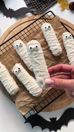 Easy Halloween Ladyfinger Mummies Recipe