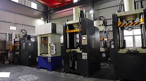 Construction and working video of hydraulic press...