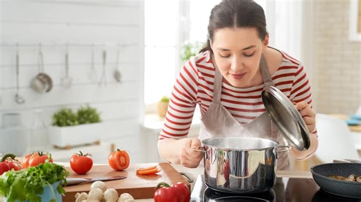 11 Awful Cooking Habits That Can Seriously Harm Your Health