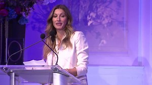 Thank you David Lynch Foundation 🙏🏼 | Gisele Bündchen