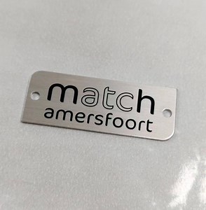 [Hot Item] China Custom Screen Printing Metal Logo Nameplate Adhesive Aluminium Name Tag