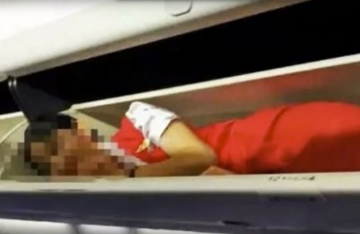 L'humiliant bizutage des hôtesses de l'air d'une compagnie chinoise