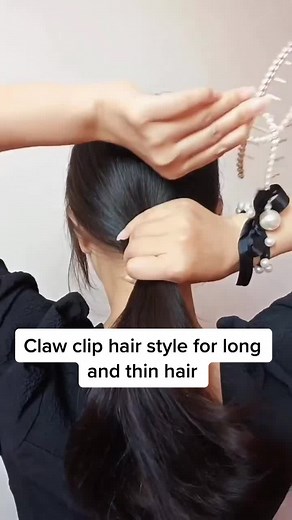 Stylish Claw Clip Hairstyles for Long & Thin Hair