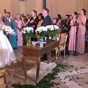 Marine and His bride stop the wedding to Worship God wow this is so beautiful What a mighty God we serve. | Believe in Jesus Christ