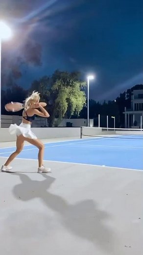 QuickClipsHQ - Mary Vitinaros Short Skirt Tennis Practice #tennis #practice #skirt #shots #shorts
