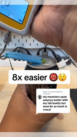 Although notoriously difficult to open for many, Monster Energy can tabs are monstrous no more with the help of a Tab Buddy! In the first installment of this series, the Monster Tab took 7.7 pounds of force to open unassisted, but only 0.9 pounds of force with the help from a Tab Buddy Classic! That’s the amazing power of leverage at work 💪🏼 More to come soon! Which type of can and which Tab Buddies would you like to see us test next? #tabbuddies #monsterenergy #leverage #physics #accessibilit