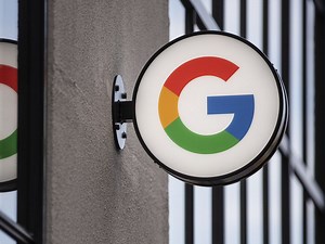 Investors hope Alphabet’s new phone can stem US$360-billion rout