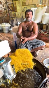 “Spicy & Crunchy! South Indian Mixture Snack Preparation” | Effortigate